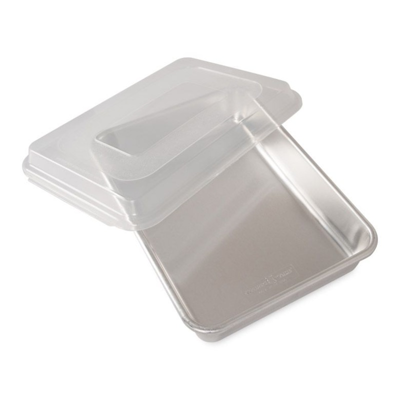 Nordic Ware Naturals Rectangular Cake Pan with Storage Lid - 9x13