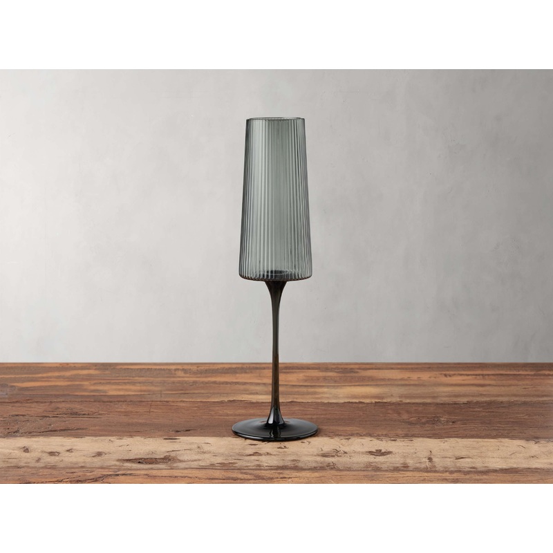 Della Champagne Flutes in Smoke (Set of 4)