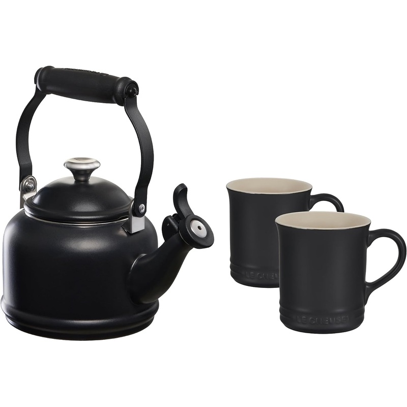 Le Creuset 1 1/4 Qt. Demi Kettle w/Stainless Steel Knob & (2) 14 oz. Mug Set - Licorice