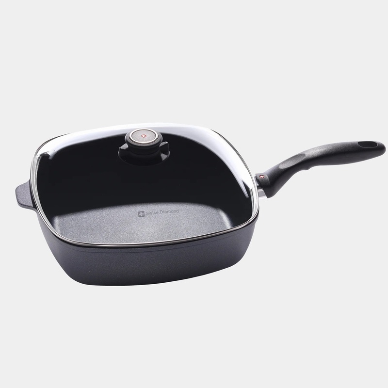 Swiss Diamond - 11" x 11" Induction Square Saut Pan w/Glass Lid