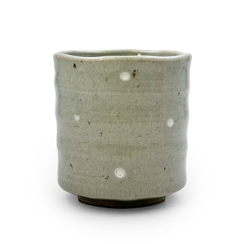 Polka Dots Yunomi Teacup 10 fl oz / 3.4" dia