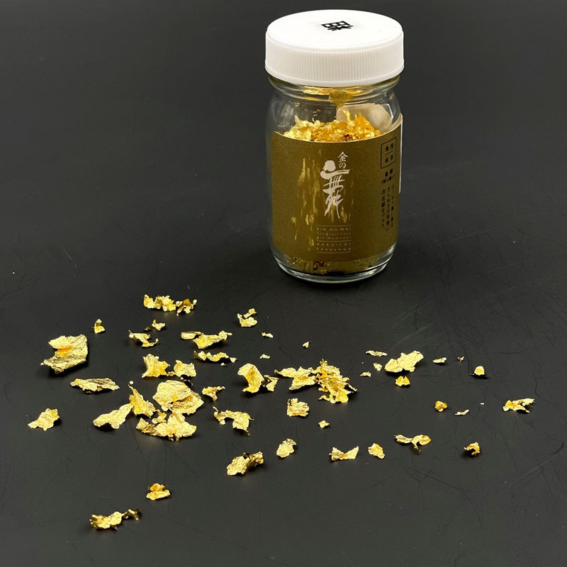 Kinpaku Edible Gold Leaf Kirimawashi 0.017 oz (0.5g)
