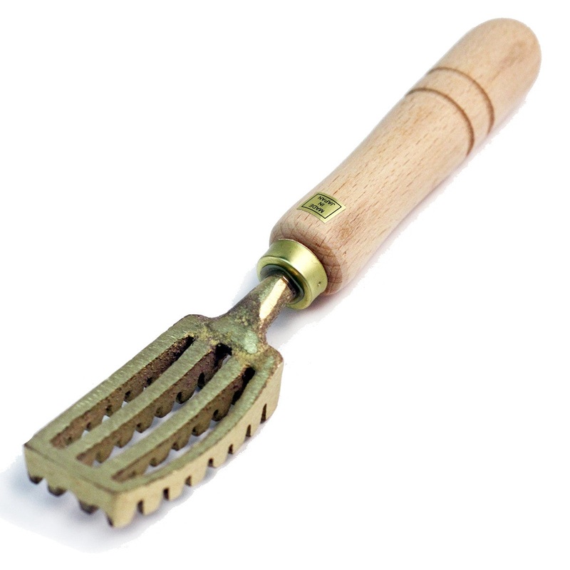 Fish Scaler Brass - Uroko Otoshi