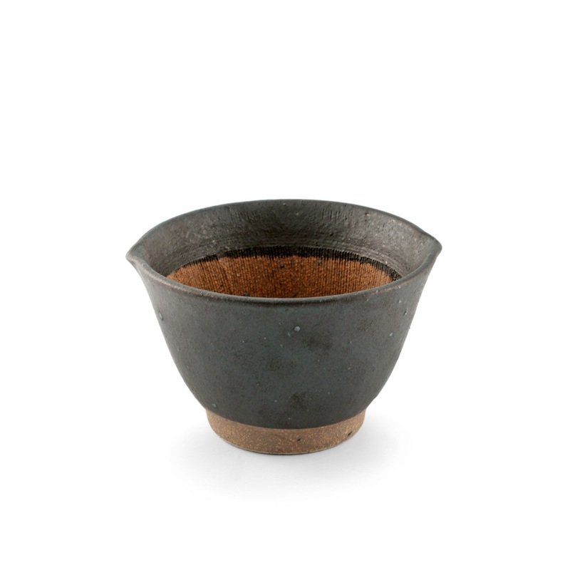 Black Double Lipped Medium Bowl / Japanese-style Mortar (Suribachi) 14.5 fl oz / 4.72" dia