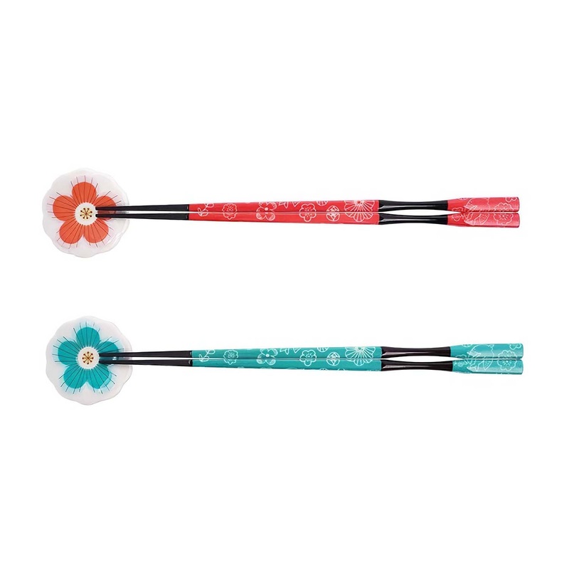 Harekutani Porcelain Paired Chopsticks & Chopstick Rests RD/GR