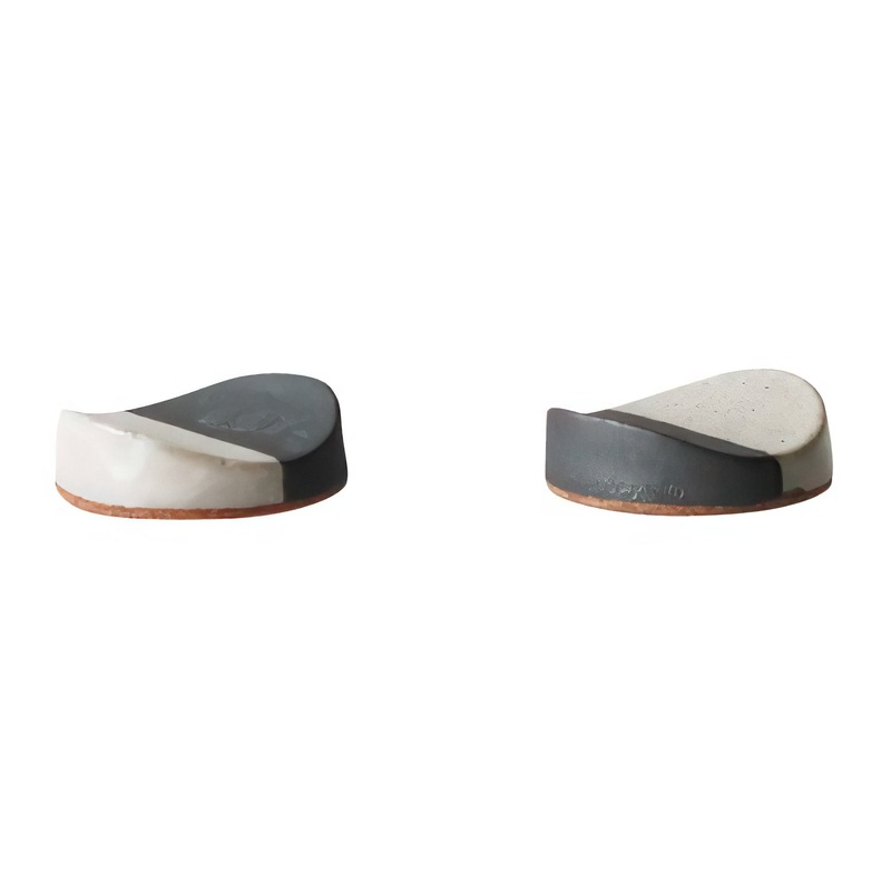 Marumi Yasuda Kawara Yuki Ceramic Chopstick Rest