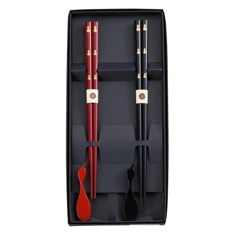 Echizen Shikki Wood Couple Chopsticks Six Gourds