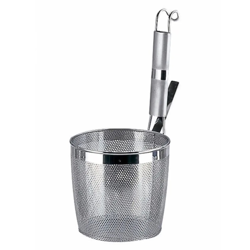 Yukiwa Stainless Steel Perforated Tebo Noodle Strainer Flat Base with Metal Handle