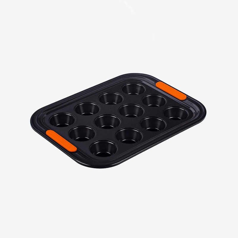 Le Creuset | 12-Cup Mini Muffin Tray